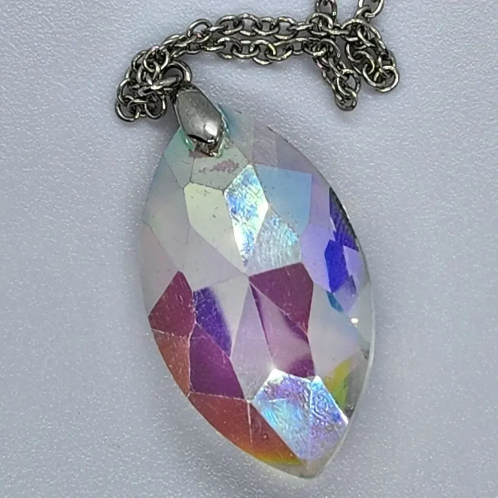 🔸️Silver Plated Chain w/Clear Stone Pendant Necklace